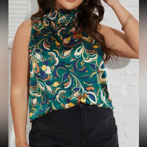 Plus Size Smocked Halter Neck Sleeveless Top Blouse Shirt - Picture 5 of 9